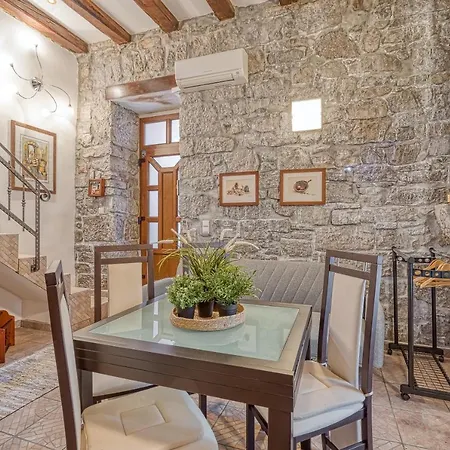 Studio Rustica Opatija - Happy